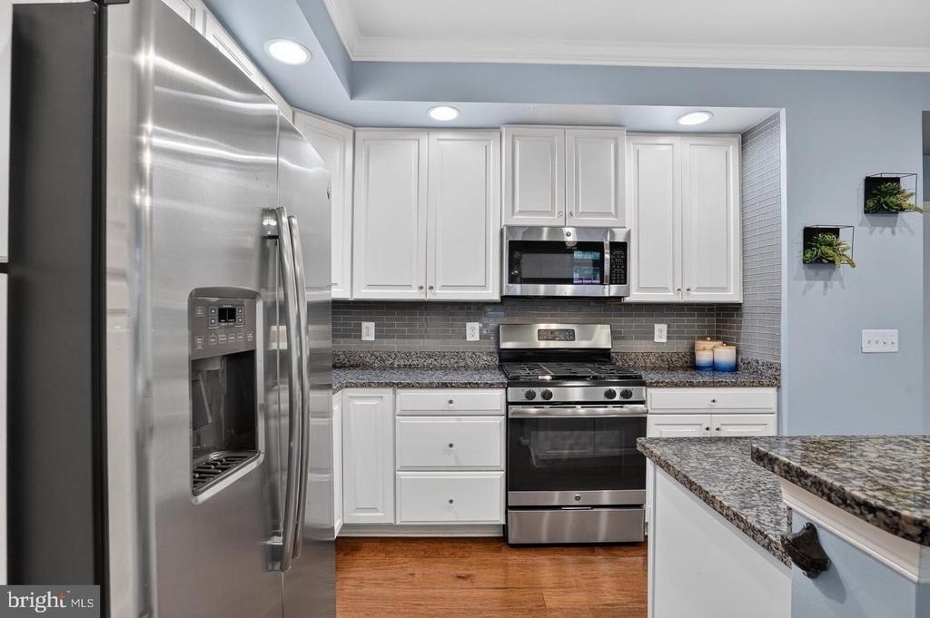 42277 Tackroom Terrace - Photo 10