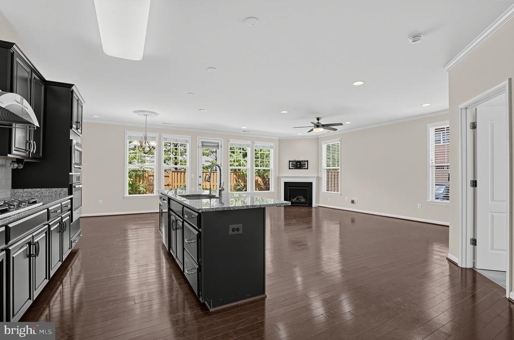 23601 Rose Leigh Terrace - Photo 8
