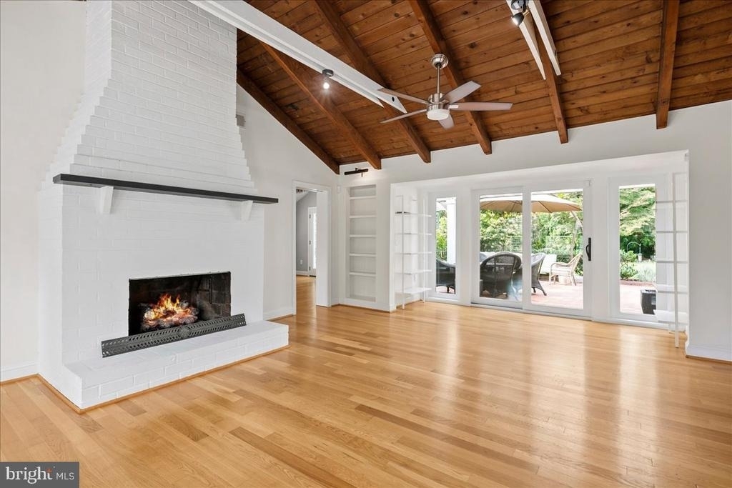 6410 Potomac Avenue - Photo 9