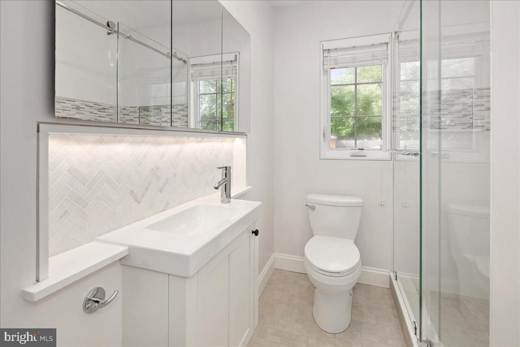 6410 Potomac Avenue - Photo 39