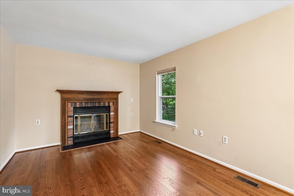 13126 Thornapple Place - Photo 14