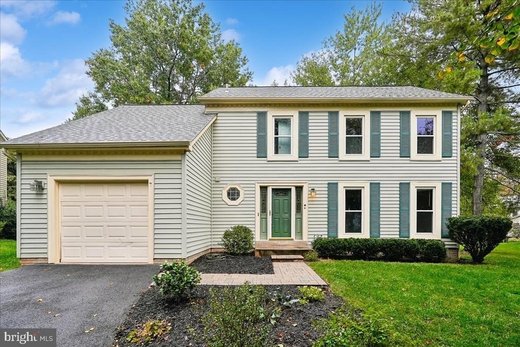 13126 Thornapple Place - Photo 0