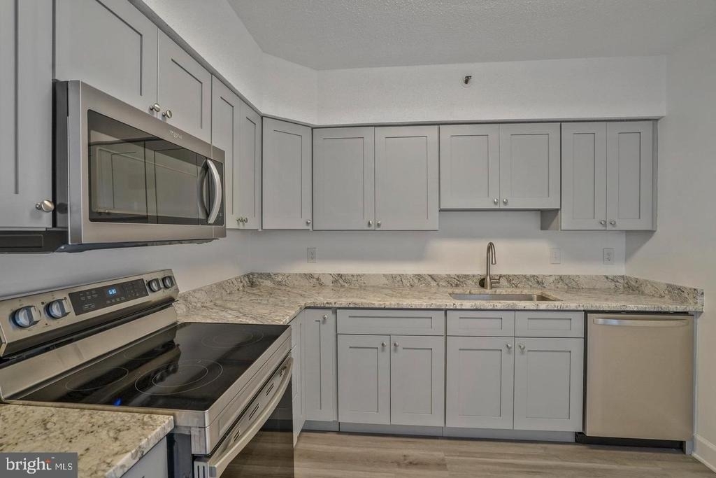 5505 Seminary Road - Photo 39