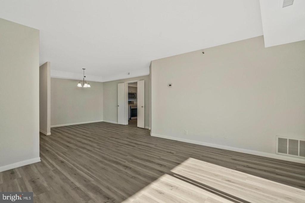 5505 Seminary Road - Photo 29