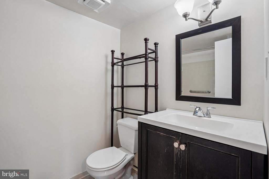 5150 Maris Avenue - Photo 34