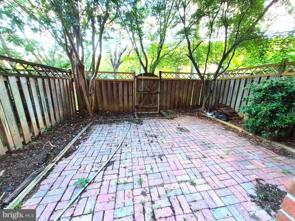 5405 Wycklow Court - Photo 3