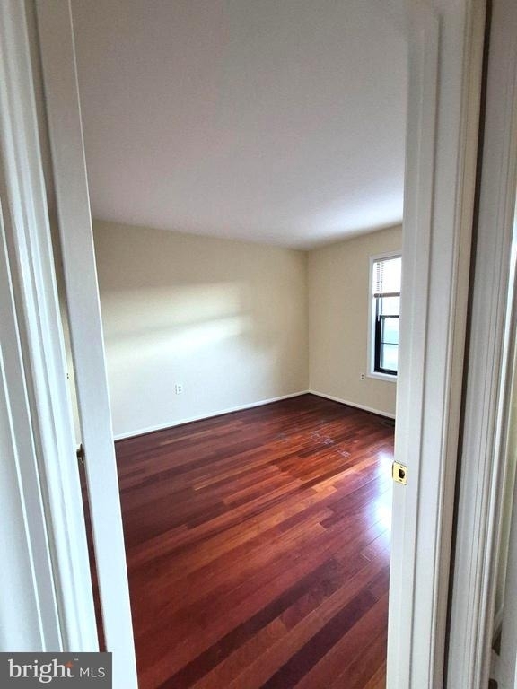 5405 Wycklow Court - Photo 21
