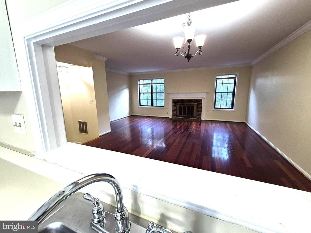 5405 Wycklow Court - Photo 17