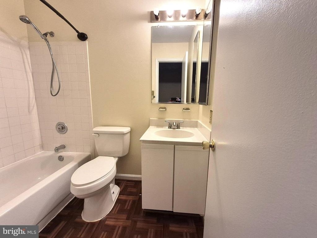 5405 Wycklow Court - Photo 20