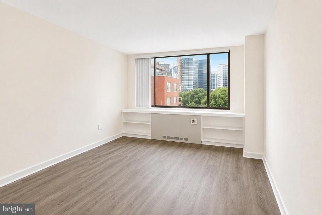 1111 Arlington Boulevard - Photo 1