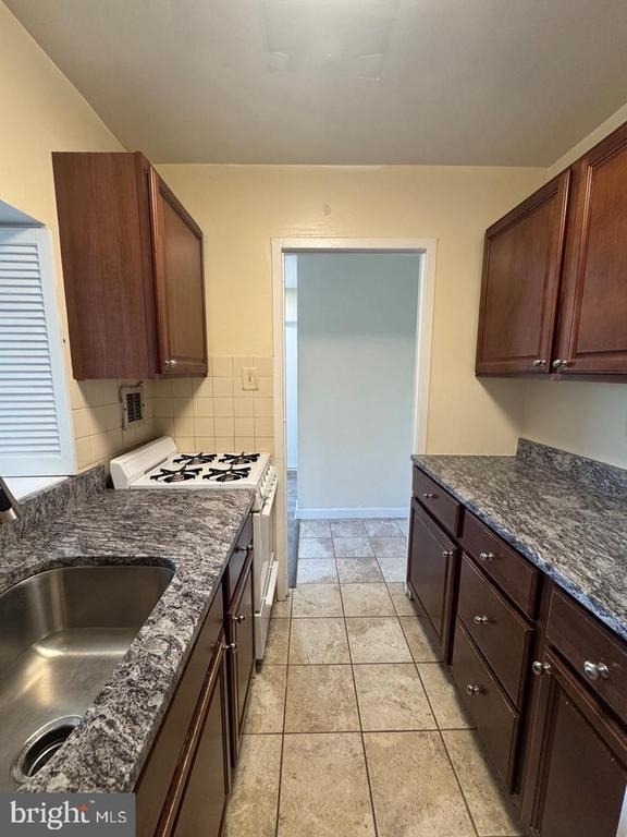 1111 Arlington Boulevard - Photo 8