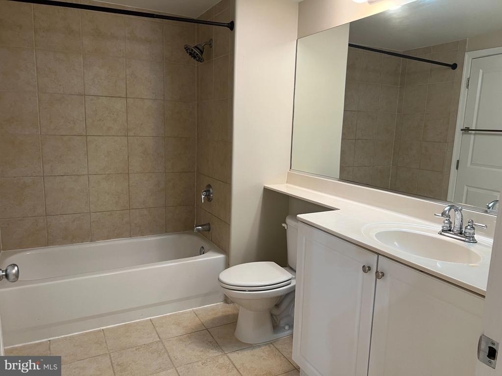 851 N Glebe Road - Photo 10