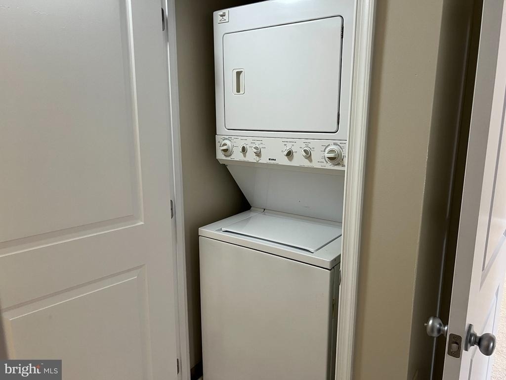 851 N Glebe Road - Photo 16