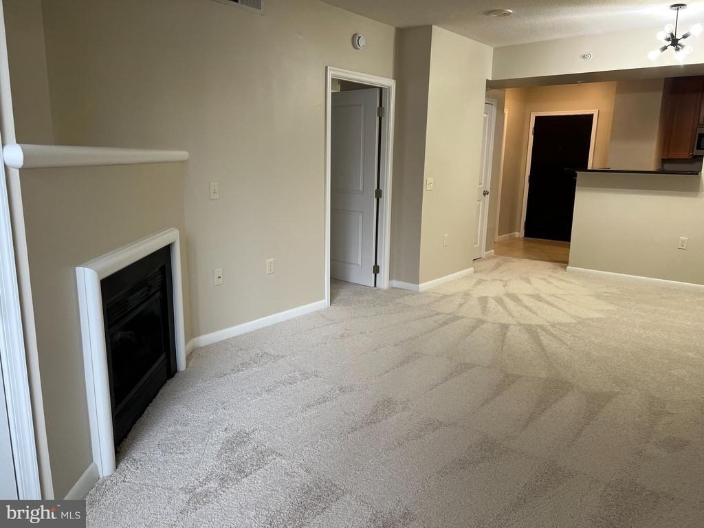 851 N Glebe Road - Photo 12