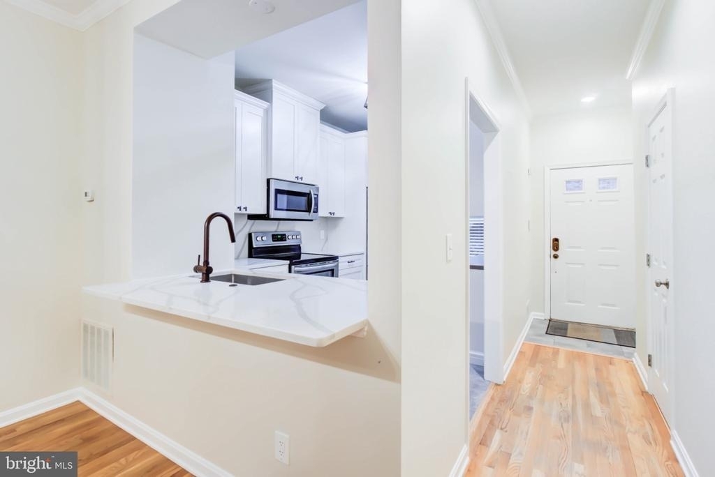 4856 10th Street S - Photo 7