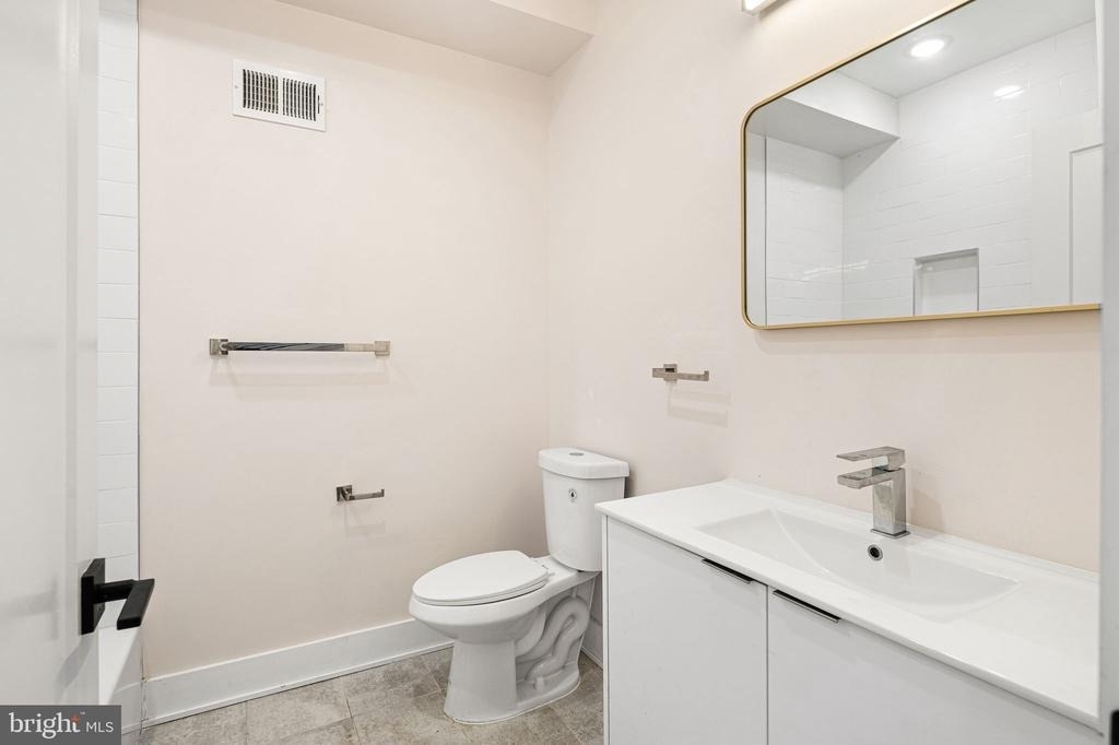 2610 Trenton Avenue - Photo 20