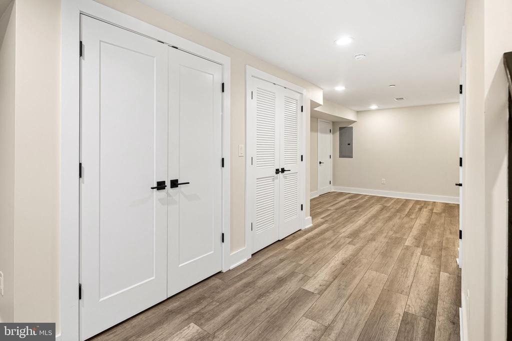 2610 Trenton Avenue - Photo 11