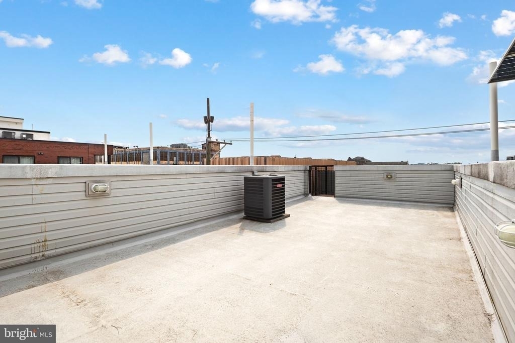 2610 Trenton Avenue - Photo 30