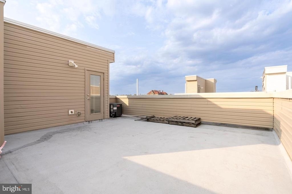 2104 Kensington Walk - Photo 33