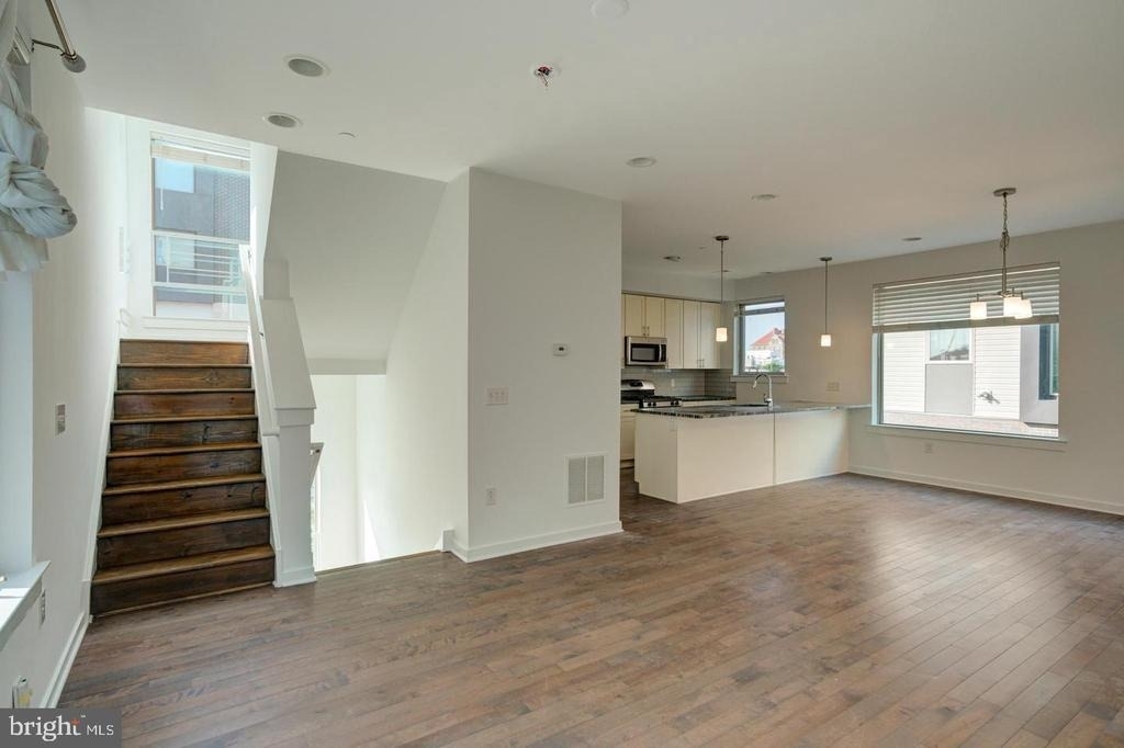 2104 Kensington Walk - Photo 17