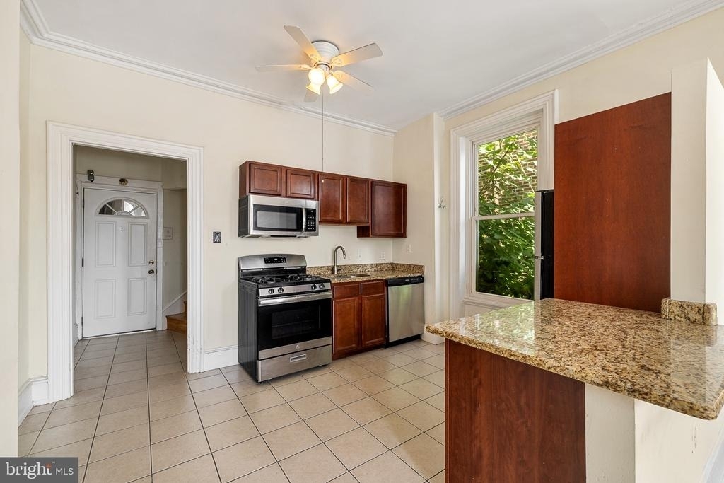 2808 W Girard Avenue - Photo 2