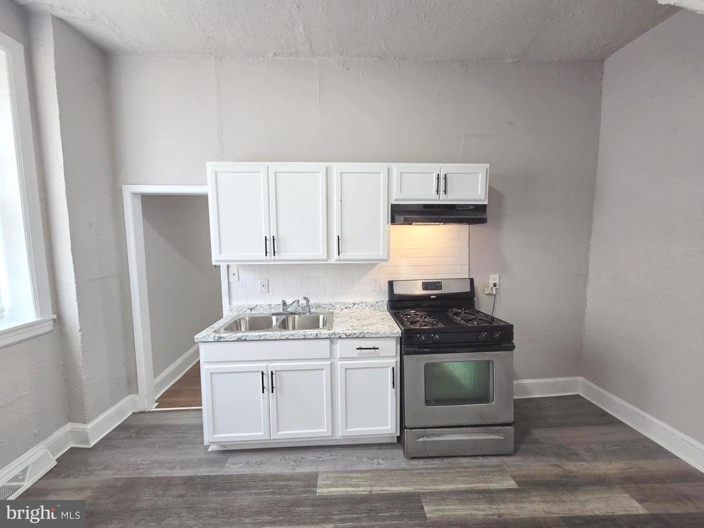 5701 Hadfield Street - Photo 4