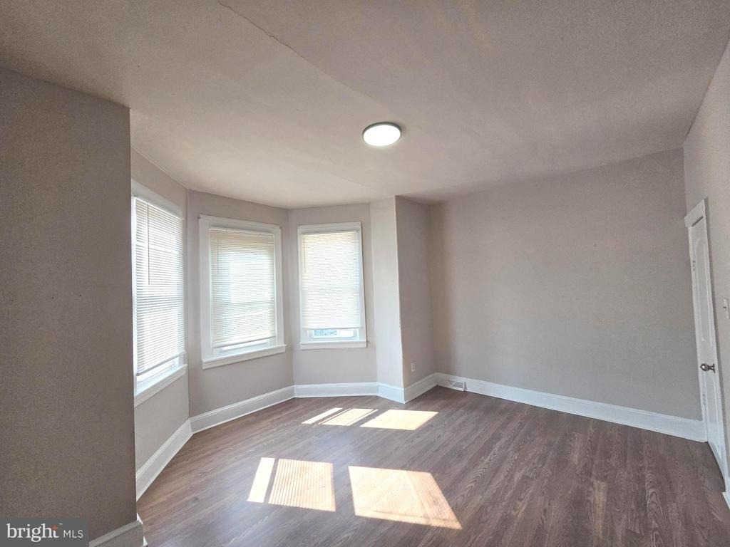 5701 Hadfield Street - Photo 22