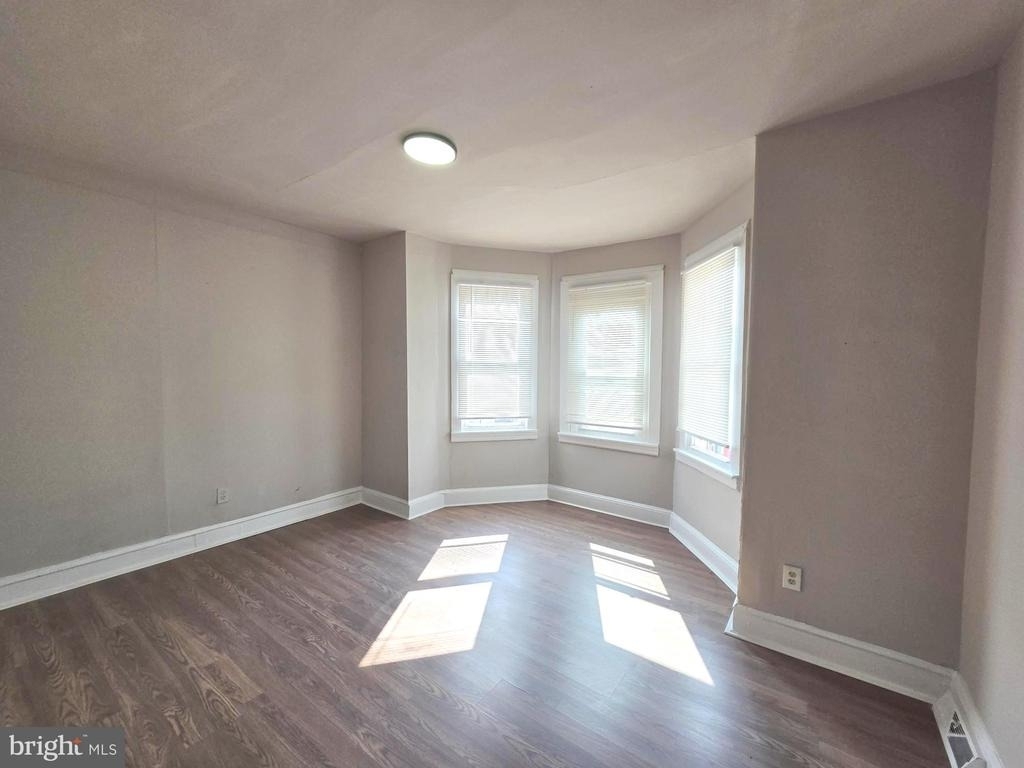 5701 Hadfield Street - Photo 20