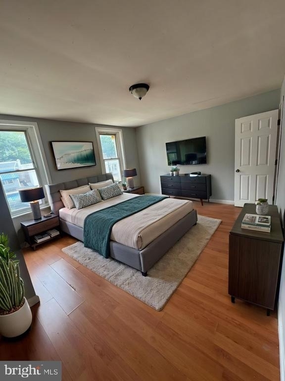 483 E Penn Street - Photo 1