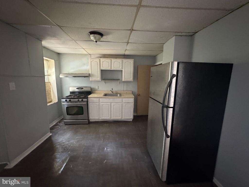 483 E Penn Street - Photo 6