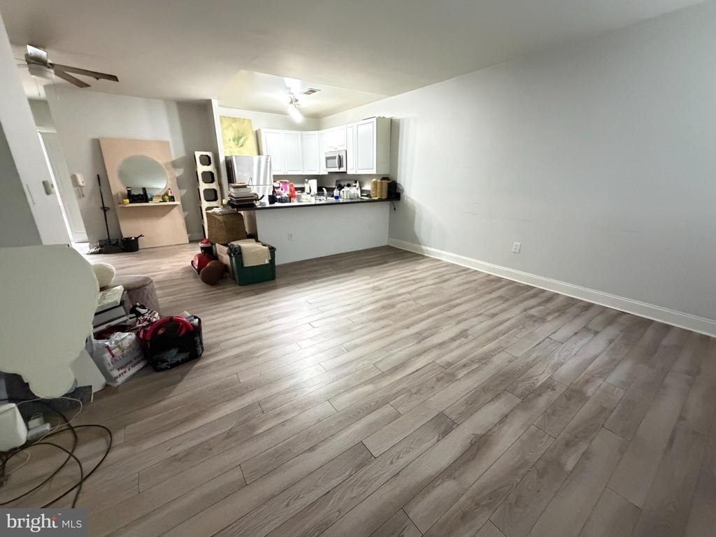 1109 Green Street - Photo 4