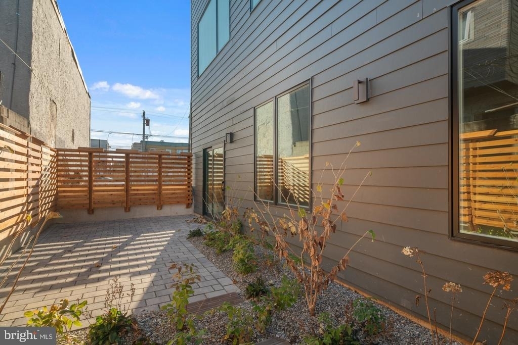 2031 S 20th Street - Photo 16