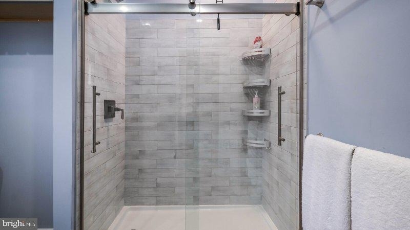 321 E Jefferson Street - Photo 12