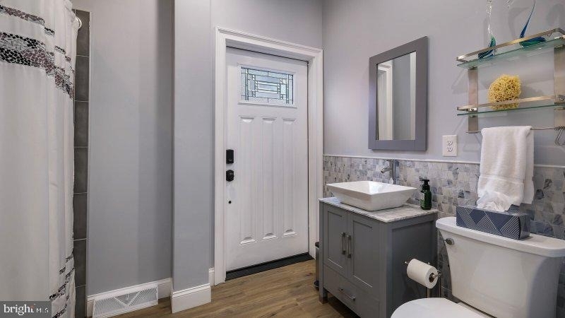 321 E Jefferson Street - Photo 8