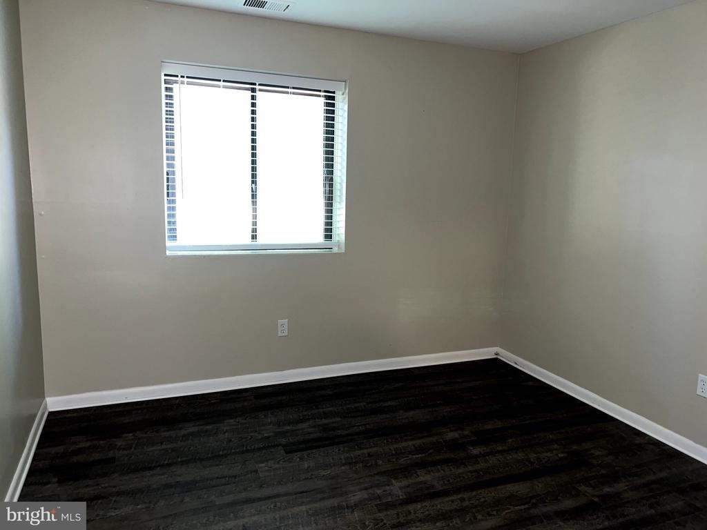 33 Windermere Avenue - Photo 8