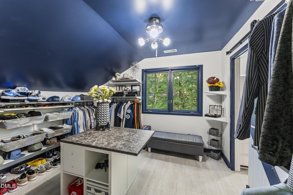 830 Lake Forest Drive - Photo 25