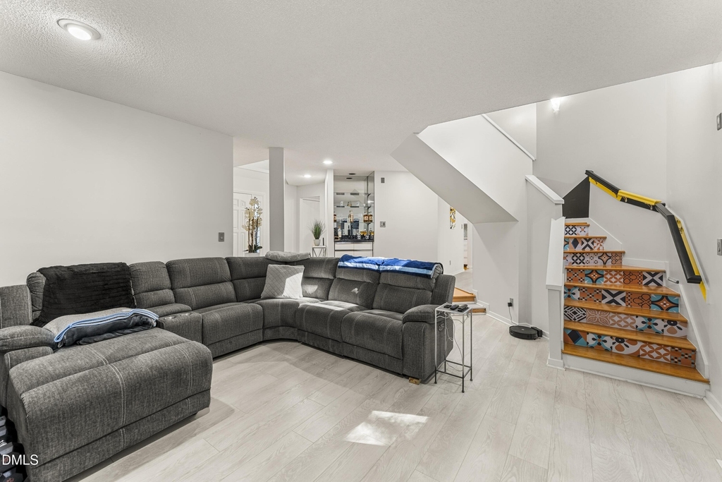 830 Lake Forest Drive - Photo 8
