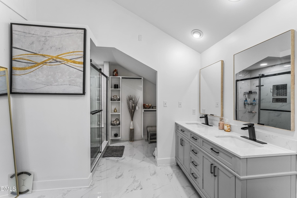 830 Lake Forest Drive - Photo 19