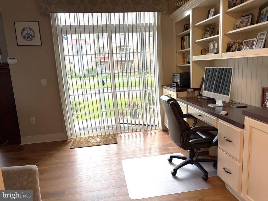6106 Meridian Boulevard - Photo 8