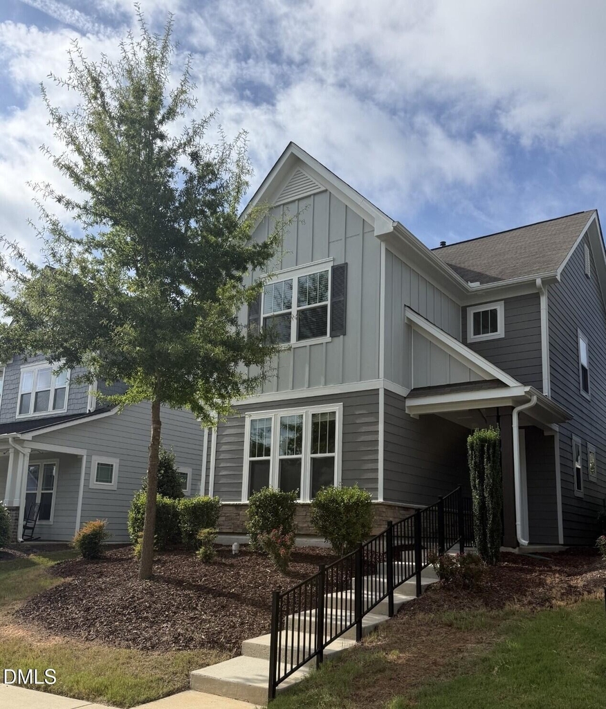 205 Beldenshire Way - Photo 0