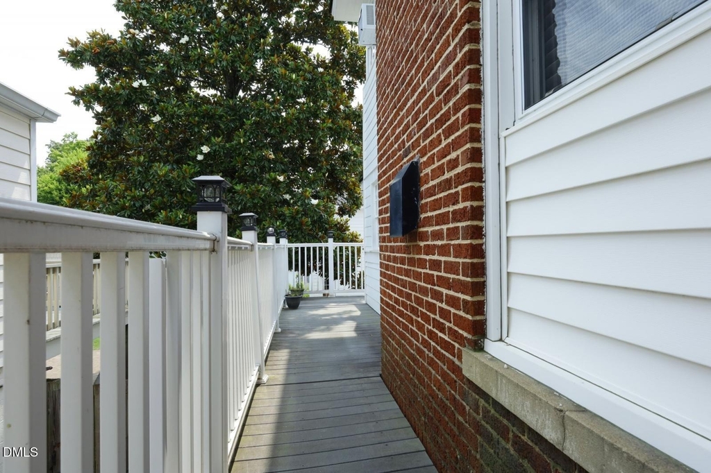 708 1/2 Glenwood Avenue - Photo 5