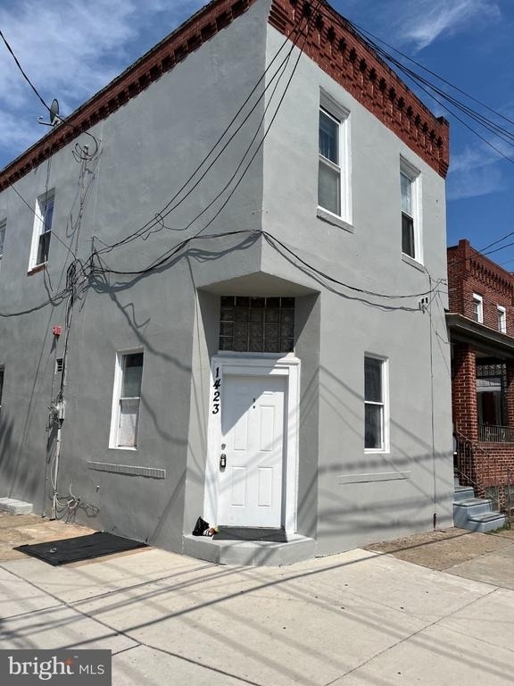 1423 S 10th Street - Photo 0
