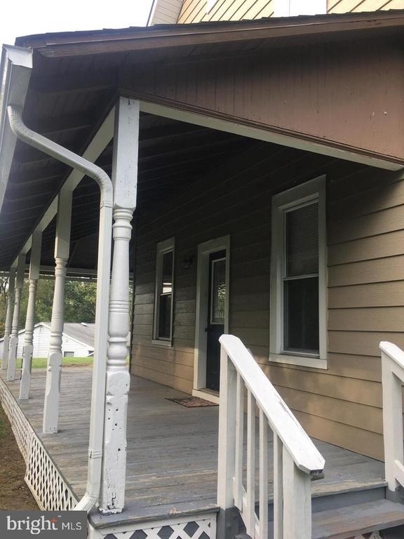 123 Hartford Road - Photo 2