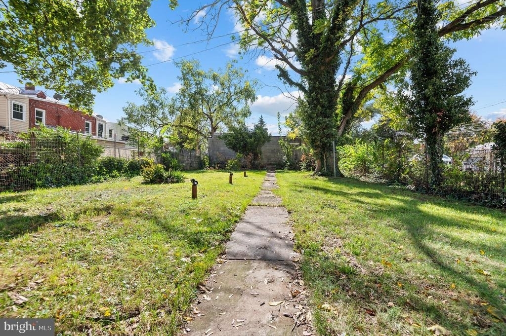 63 Antietam Street E - Photo 18