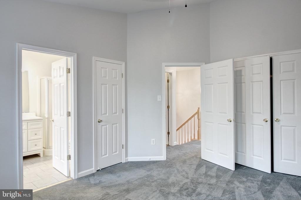 1121 Lindsay Lane - Photo 11