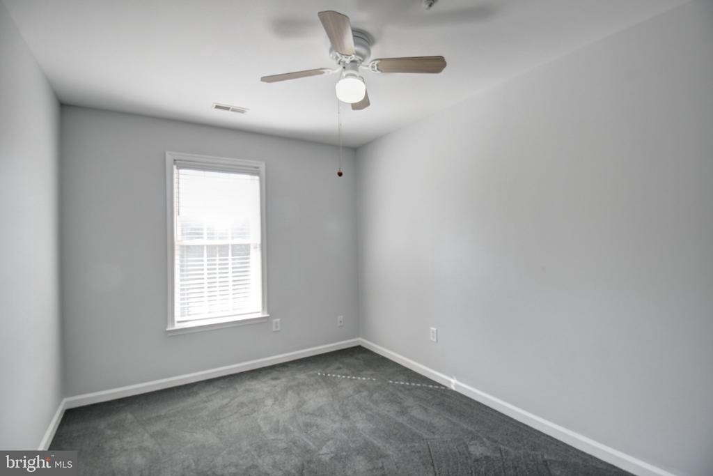 1121 Lindsay Lane - Photo 21