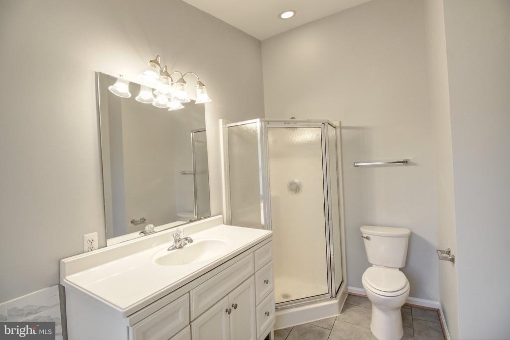1121 Lindsay Lane - Photo 17