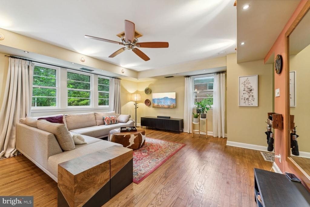 8532 Geren Road - Photo 3