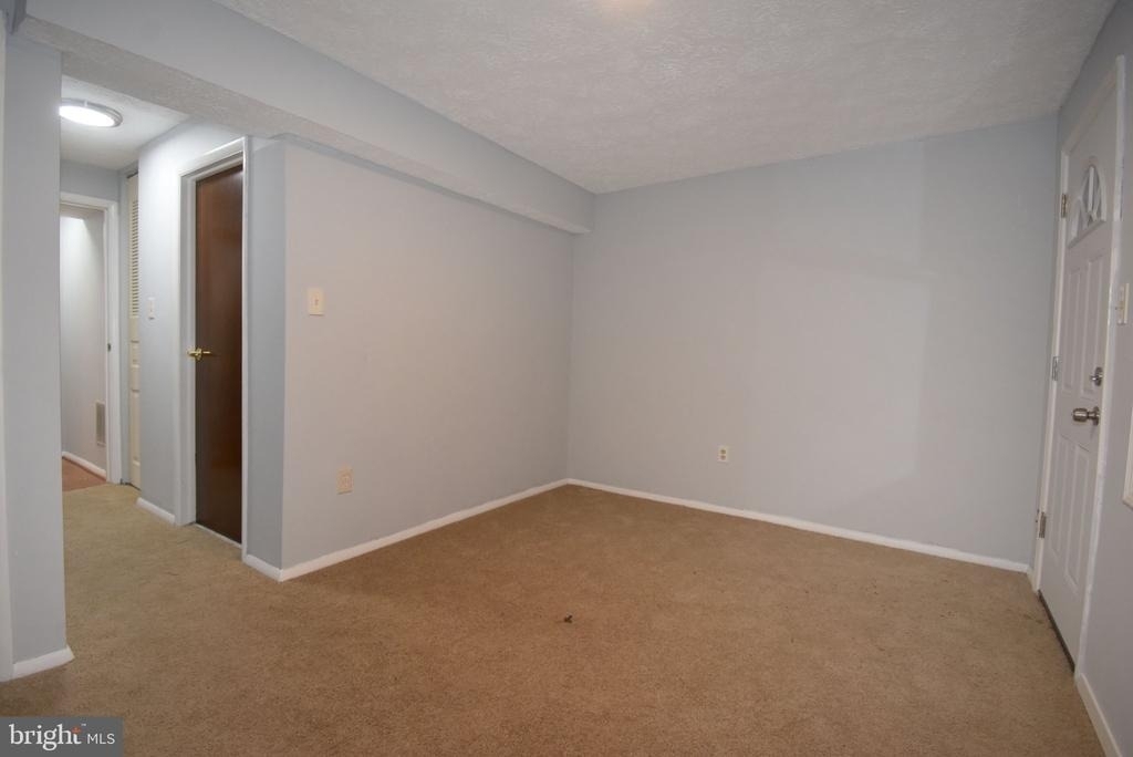 2839 Shepperton Terrace - Photo 22