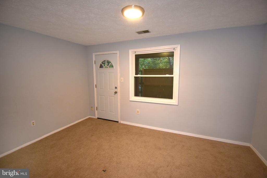 2839 Shepperton Terrace - Photo 24